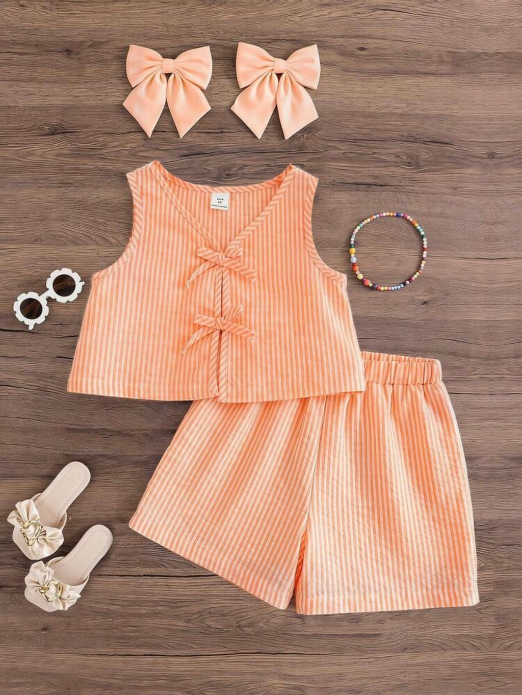 Girls’ Outfit