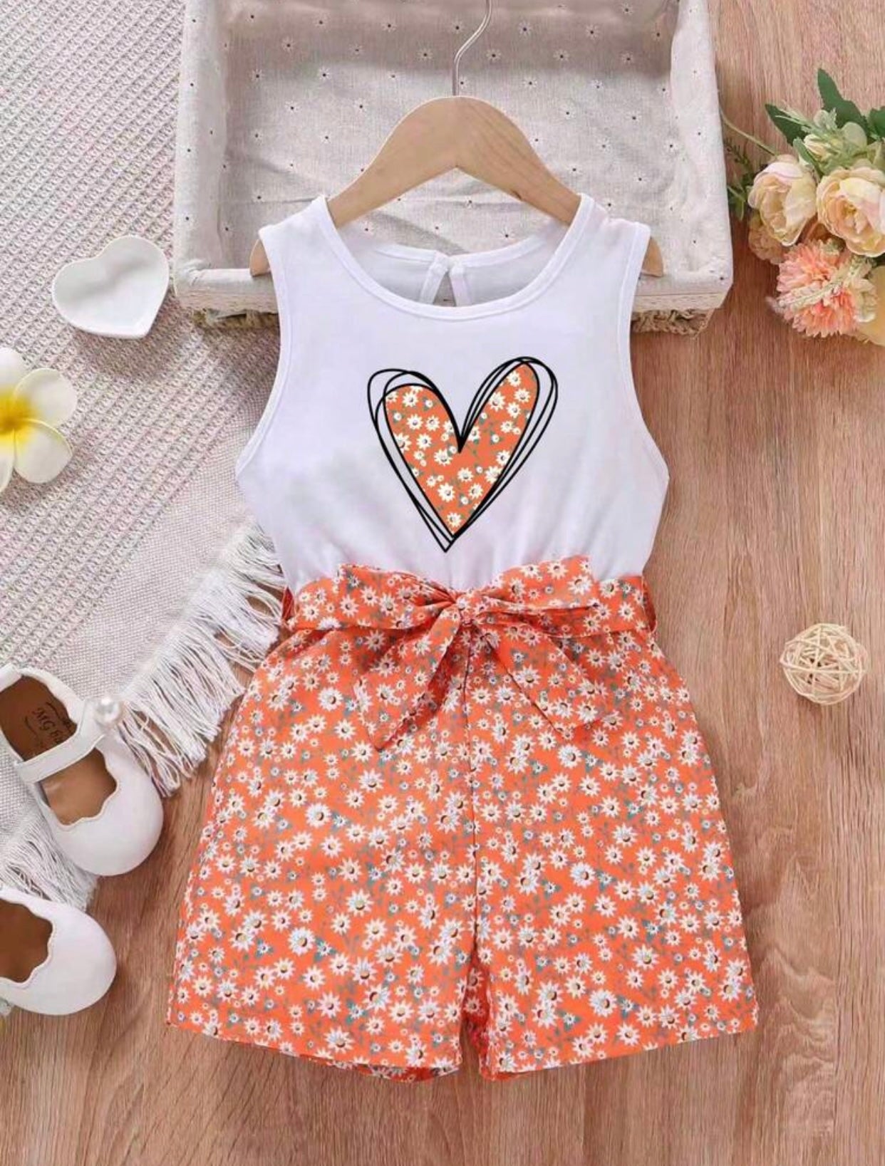 Girls’ Outfit