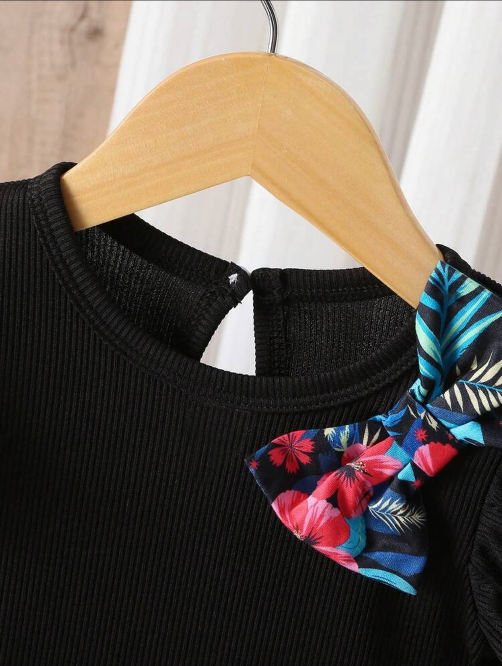 Girls’ Outfit