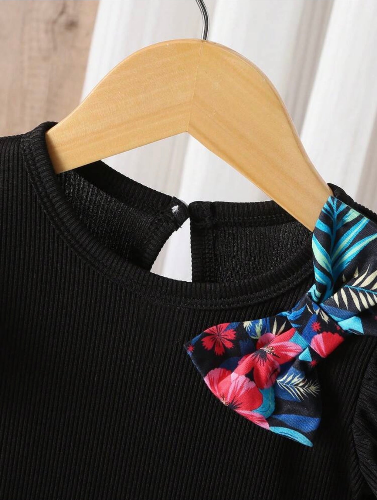 Girls’ Outfit
