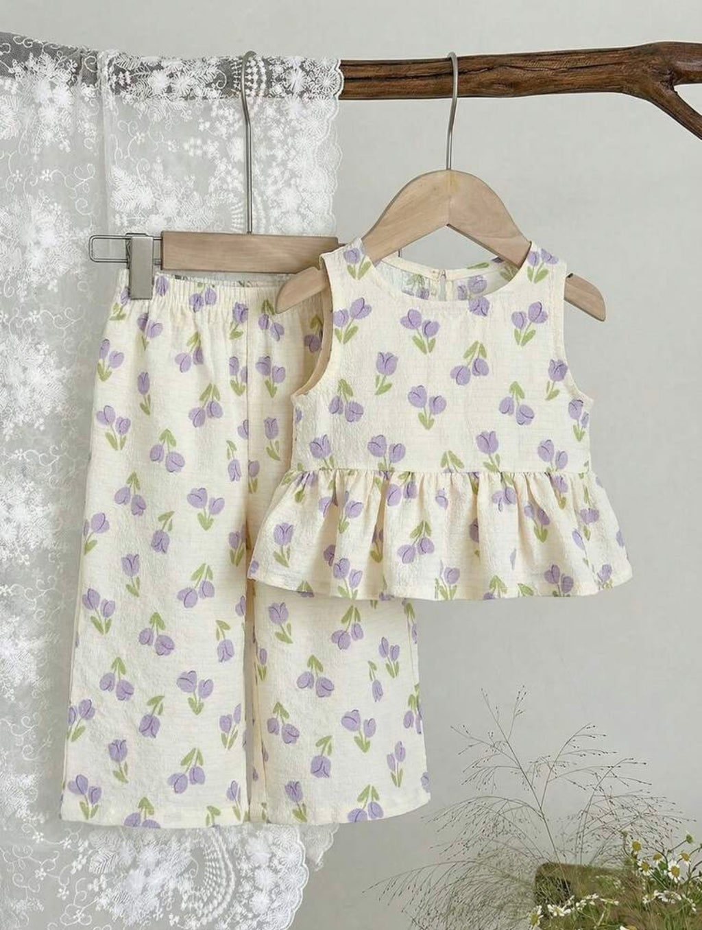 Girls’ Outfit