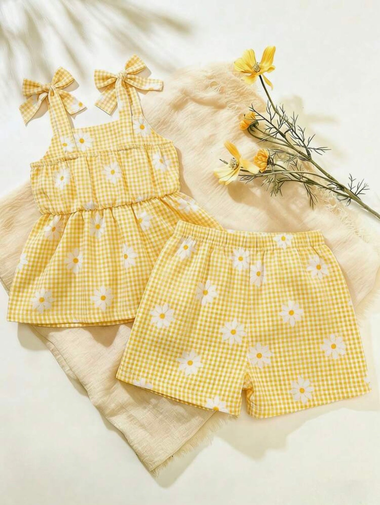 Girls’ Outfit