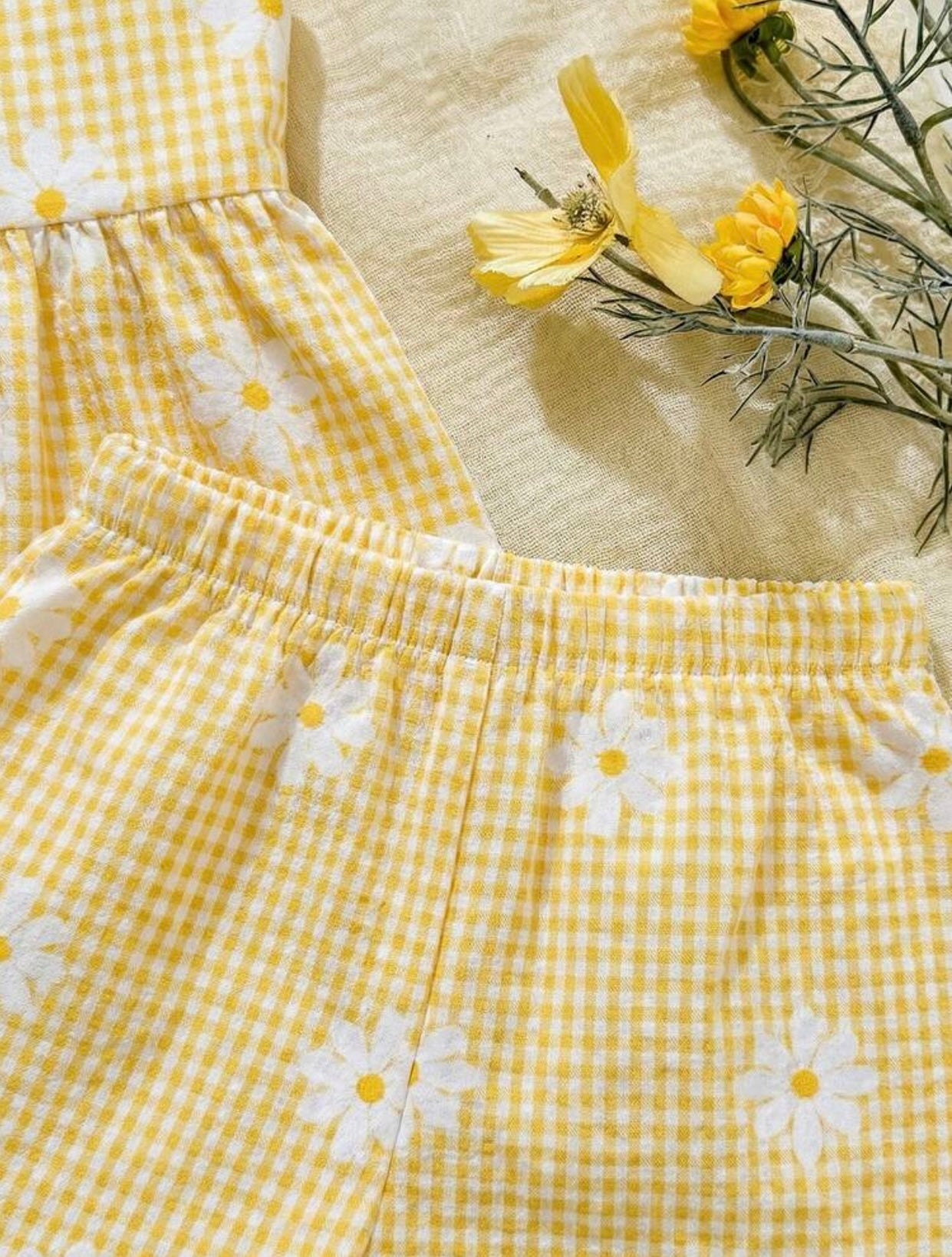 Girls’ Outfit