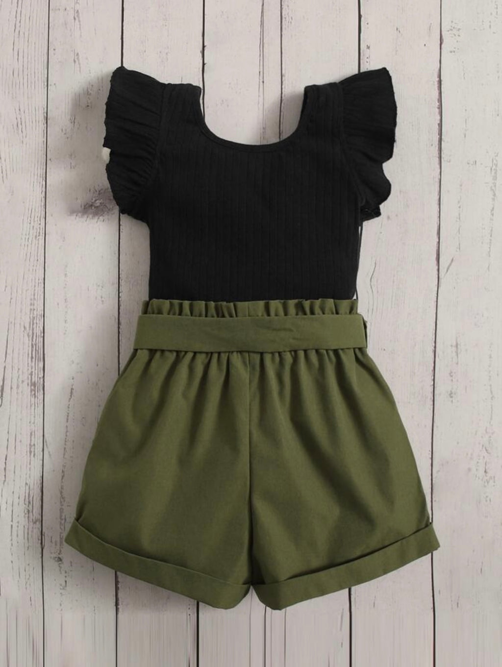Girls’ Outfit