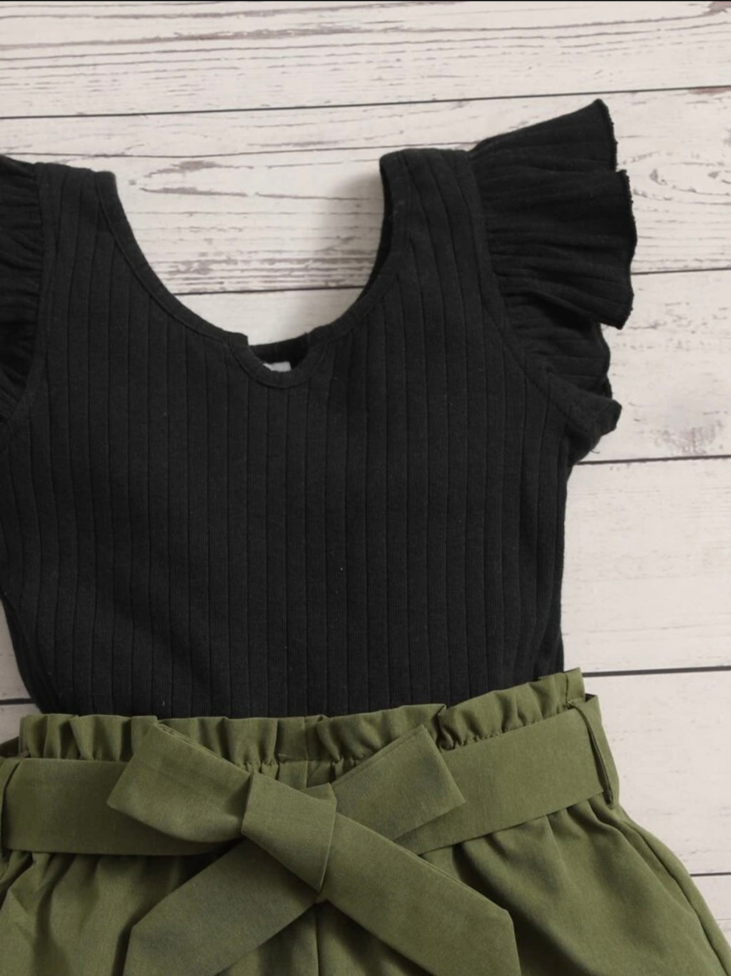 Girls’ Outfit