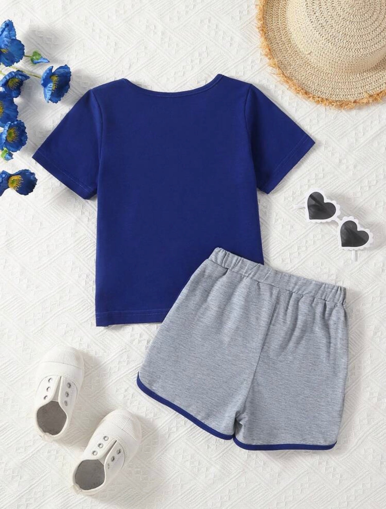 Girls’ Outfit